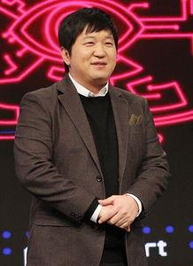 郑亨敦最新爆料,娱乐圈背后的惊人真相 第1张 郑亨敦最新爆料,娱乐圈背后的惊人真相 第1张